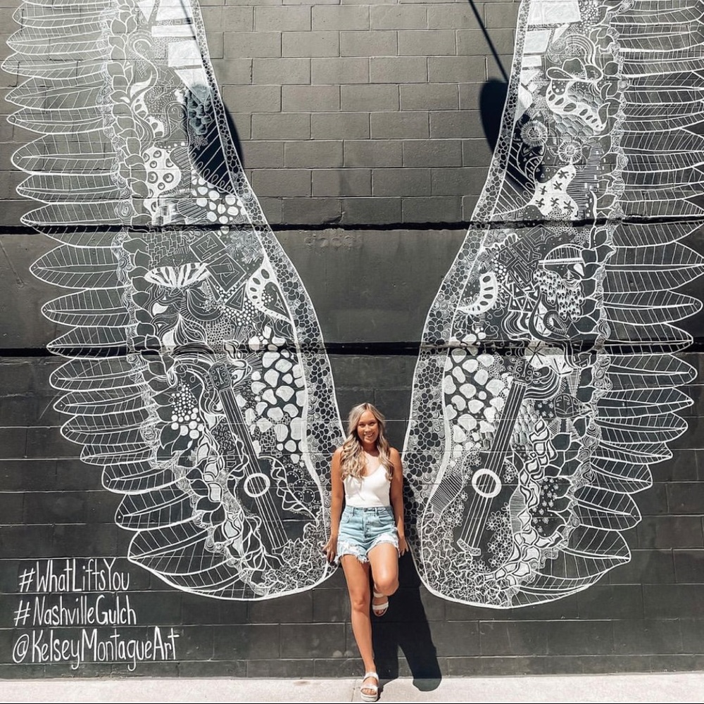 Meet your Posher, Sariah